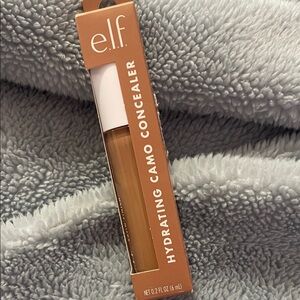 ELF Hydrating Camo Concealer Vegan and Cruelty Free - Tan Latte